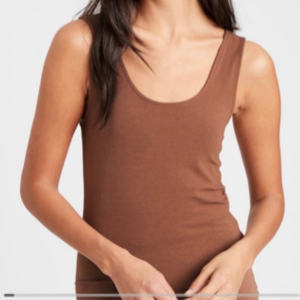 XS - Essential Layering Tank - Hue 182
